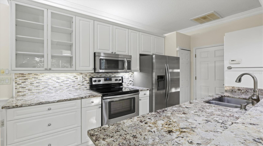 Bradenton, Florida 34212, 5 Bedroom Bedrooms, ,4 Bathroombathrooms,Residential,For Sale,18Th,0,Mfra4673572
