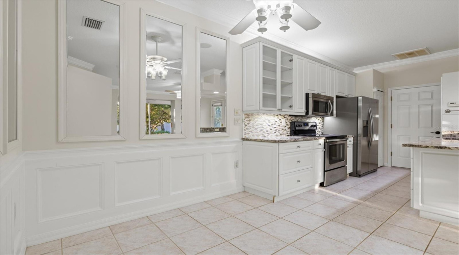 Bradenton, Florida 34212, 5 Bedroom Bedrooms, ,4 Bathroombathrooms,Residential,For Sale,18Th,0,Mfra4673572