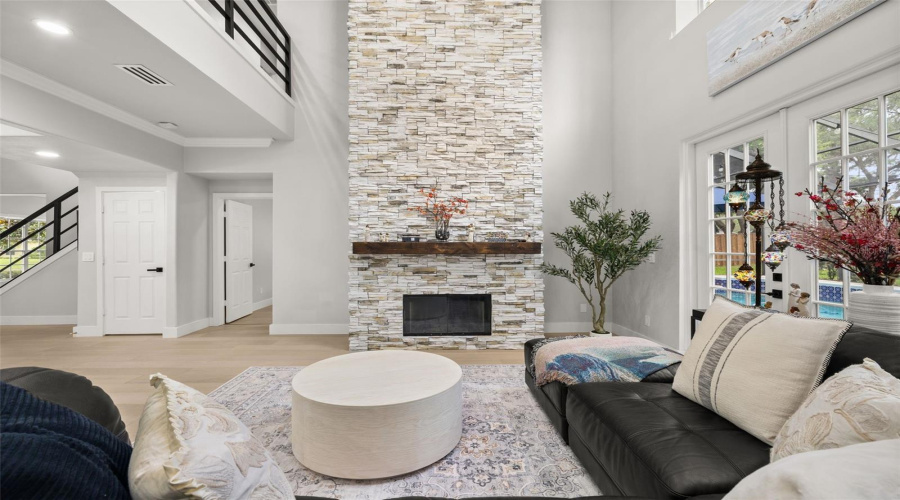 Sanford, Florida 32771, 5 Bedroom Bedrooms, ,3 Bathroombathrooms,Residential,For Sale,Charrice,0,Mfrs5151705