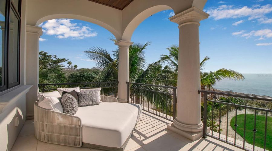 Sarasota, Florida 34242, 5 Bedroom Bedrooms, ,5 Bathroombathrooms,Residential,For Sale,Point Of Rocks,0,Mfra4673754