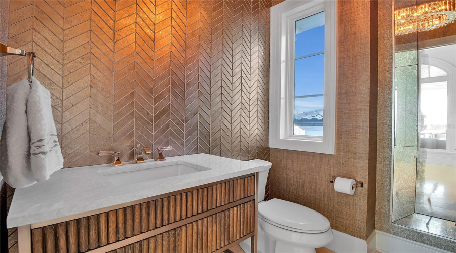 Sarasota, Florida 34242, 5 Bedroom Bedrooms, ,5 Bathroombathrooms,Residential,For Sale,Point Of Rocks,0,Mfra4673754