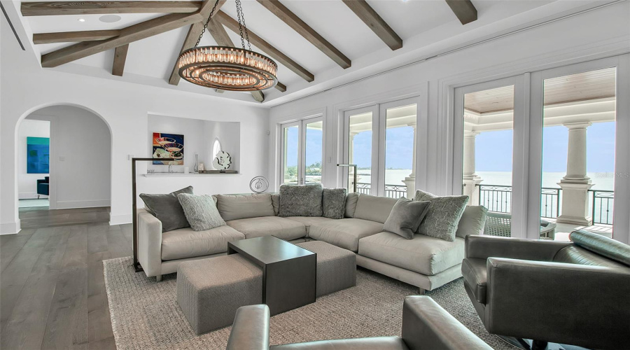 Sarasota, Florida 34242, 5 Bedroom Bedrooms, ,5 Bathroombathrooms,Residential,For Sale,Point Of Rocks,0,Mfra4673754
