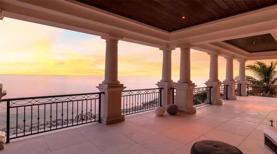 Sarasota, Florida 34242, 5 Bedroom Bedrooms, ,5 Bathroombathrooms,Residential,For Sale,Point Of Rocks,0,Mfra4673754