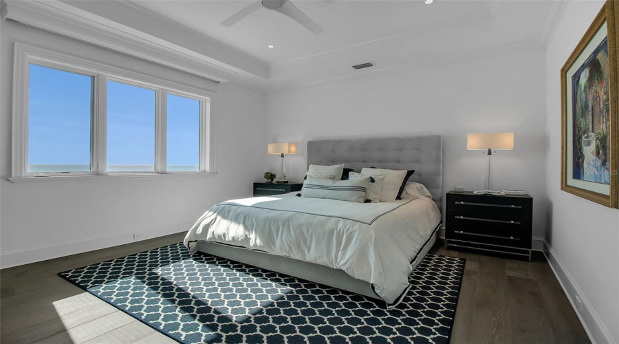 Sarasota, Florida 34242, 5 Bedroom Bedrooms, ,5 Bathroombathrooms,Residential,For Sale,Point Of Rocks,0,Mfra4673754