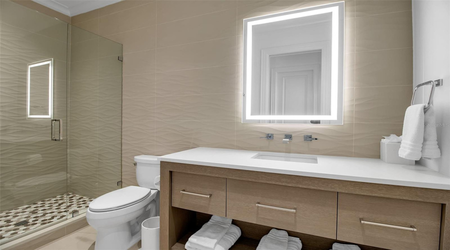 Sarasota, Florida 34242, 5 Bedroom Bedrooms, ,5 Bathroombathrooms,Residential,For Sale,Point Of Rocks,0,Mfra4673754