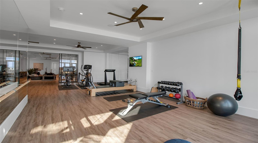 Sarasota, Florida 34242, 5 Bedroom Bedrooms, ,5 Bathroombathrooms,Residential,For Sale,Point Of Rocks,0,Mfra4673754