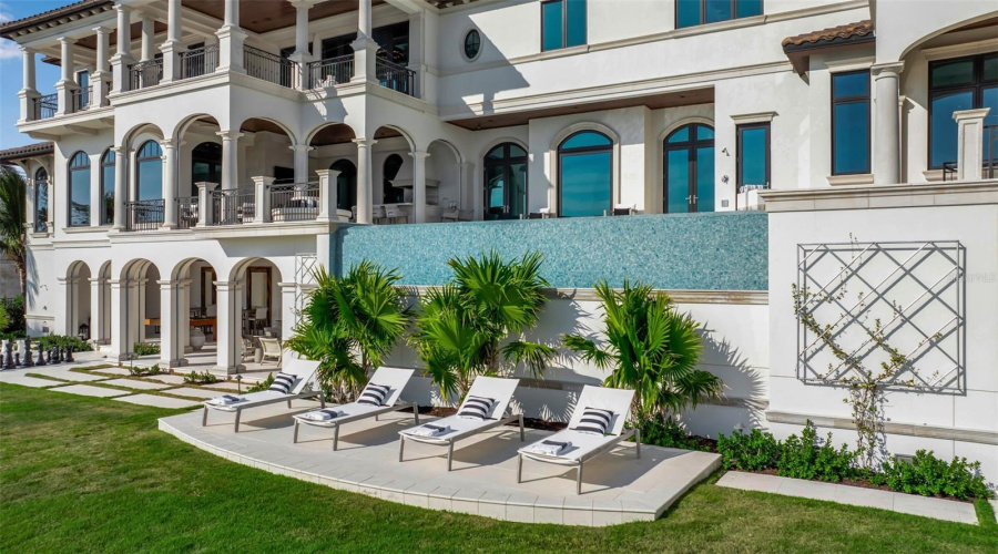 Sarasota, Florida 34242, 5 Bedroom Bedrooms, ,5 Bathroombathrooms,Residential,For Sale,Point Of Rocks,0,Mfra4673754