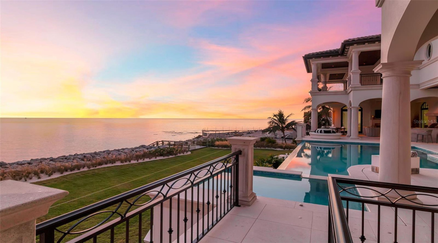 Sarasota, Florida 34242, 5 Bedroom Bedrooms, ,5 Bathroombathrooms,Residential,For Sale,Point Of Rocks,0,Mfra4673754