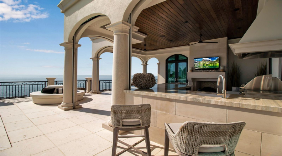 Sarasota, Florida 34242, 5 Bedroom Bedrooms, ,5 Bathroombathrooms,Residential,For Sale,Point Of Rocks,0,Mfra4673754