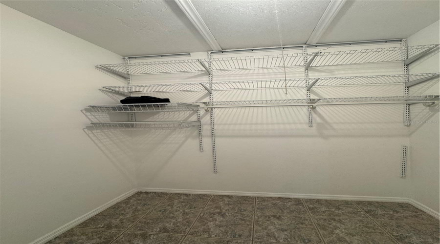 Longwood, Florida 32750, 4 Bedroom Bedrooms, ,3 Bathroombathrooms,Residential,For Sale,West,0,Mfro6394329