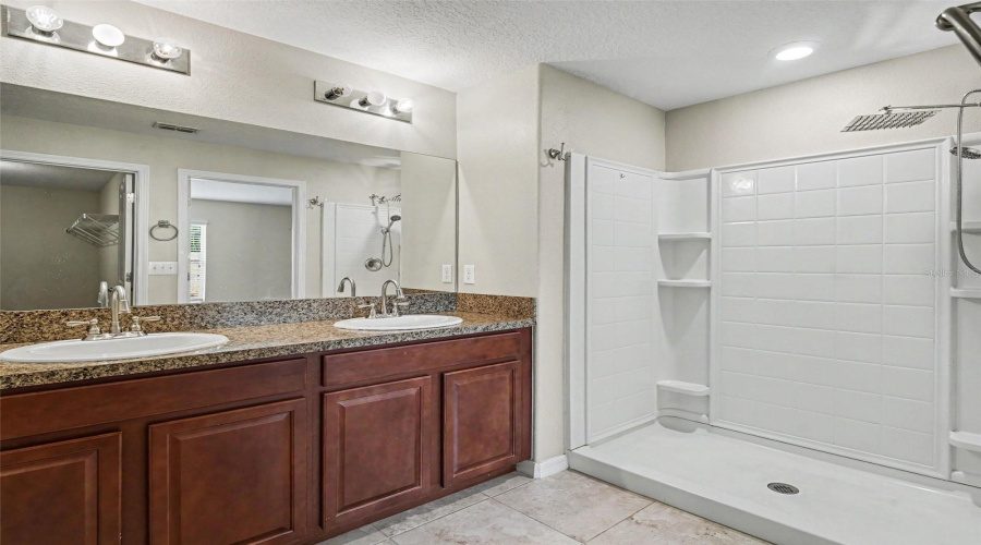 Wimauma, Florida 33598, 4 Bedroom Bedrooms, ,2 Bathroombathrooms,Residential,For Sale,Peaceful Valley,0,Mfro6422410