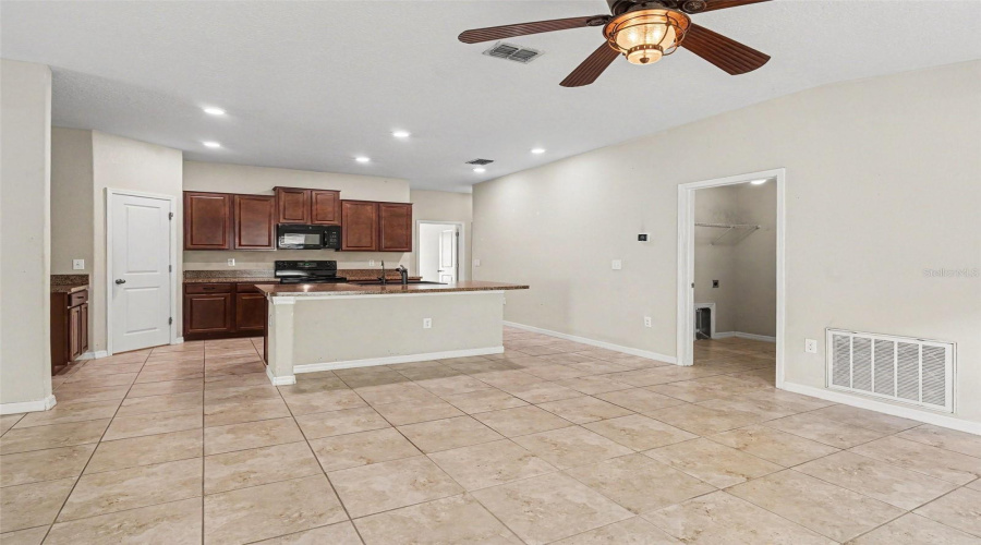 Wimauma, Florida 33598, 4 Bedroom Bedrooms, ,2 Bathroombathrooms,Residential,For Sale,Peaceful Valley,0,Mfro6422410