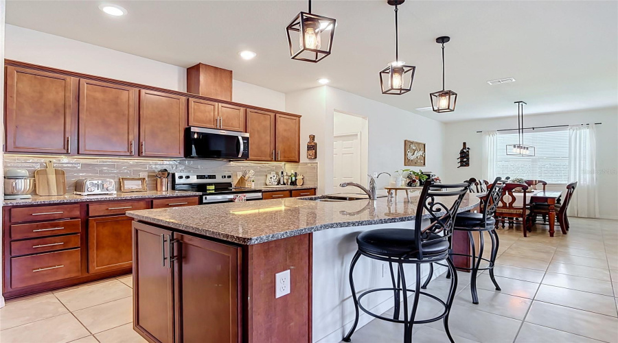 St Cloud, Florida 34771, 3 Bedroom Bedrooms, ,2 Bathroombathrooms,Residential,For Sale,Matera,0,Mfro6418305