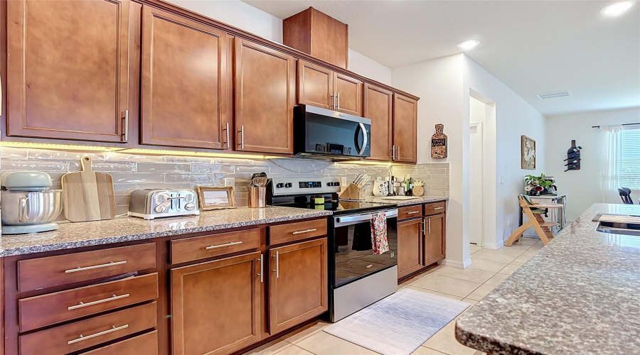 St Cloud, Florida 34771, 3 Bedroom Bedrooms, ,2 Bathroombathrooms,Residential,For Sale,Matera,0,Mfro6418305