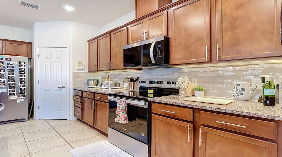 St Cloud, Florida 34771, 3 Bedroom Bedrooms, ,2 Bathroombathrooms,Residential,For Sale,Matera,0,Mfro6418305