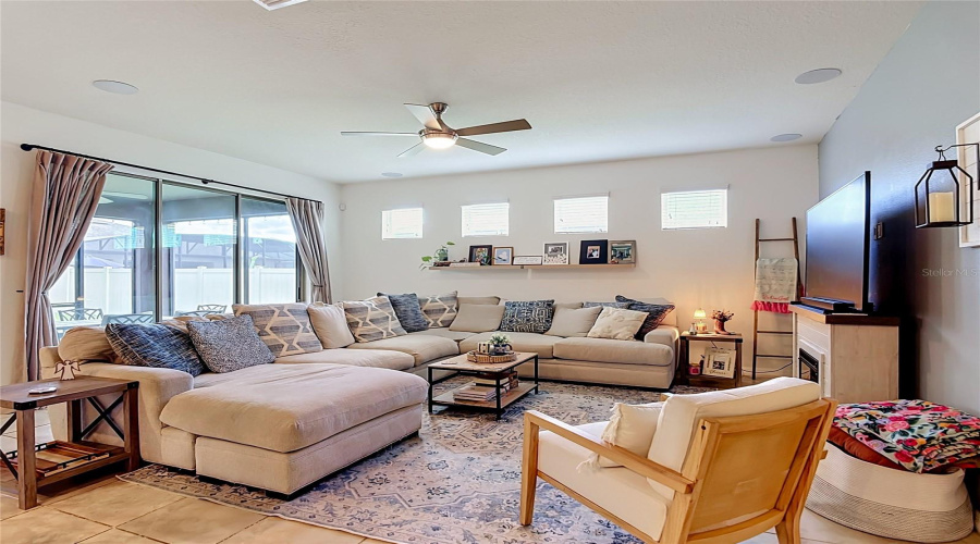 St Cloud, Florida 34771, 3 Bedroom Bedrooms, ,2 Bathroombathrooms,Residential,For Sale,Matera,0,Mfro6418305