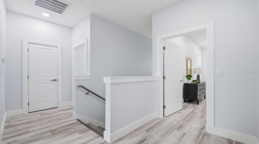 Tampa, Florida 33604, 4 Bedroom Bedrooms, ,3 Bathroombathrooms,Residential,For Sale,Dakota,0,Mfrtb8525332