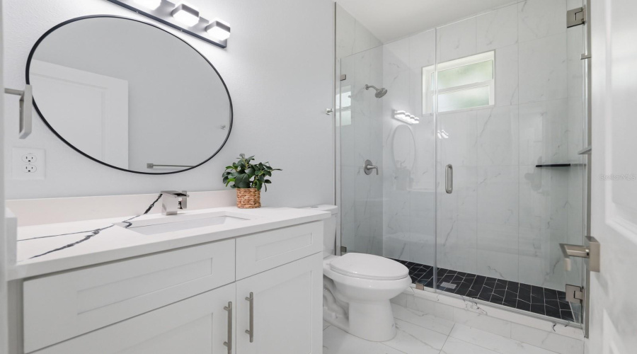 Tampa, Florida 33604, 4 Bedroom Bedrooms, ,3 Bathroombathrooms,Residential,For Sale,Dakota,0,Mfrtb8525332