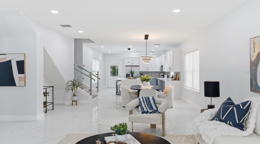 Tampa, Florida 33604, 4 Bedroom Bedrooms, ,3 Bathroombathrooms,Residential,For Sale,Dakota,0,Mfrtb8525332
