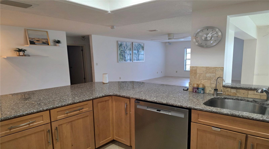 Sun City Center, Florida 33573, 3 Bedroom Bedrooms, ,2 Bathroombathrooms,Residential,For Sale,New Bedford,0,Mfrtb8452460