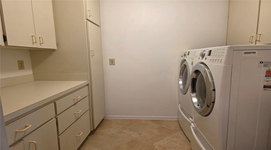 Sun City Center, Florida 33573, 3 Bedroom Bedrooms, ,2 Bathroombathrooms,Residential,For Sale,New Bedford,0,Mfrtb8452460