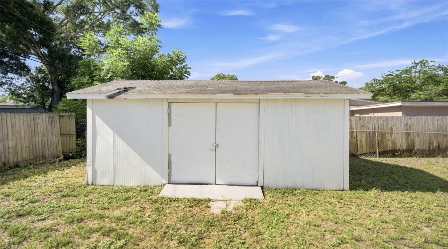 St Petersburg, Florida 33702, 4 Bedroom Bedrooms, ,3 Bathroombathrooms,Residential,For Sale,20Th,0,Mfrtb8517484