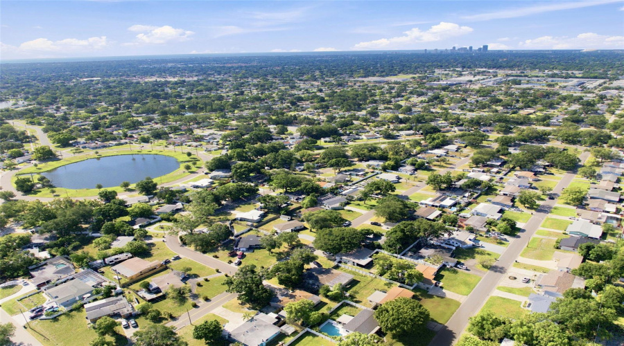St Petersburg, Florida 33702, 4 Bedroom Bedrooms, ,3 Bathroombathrooms,Residential,For Sale,20Th,0,Mfrtb8517484