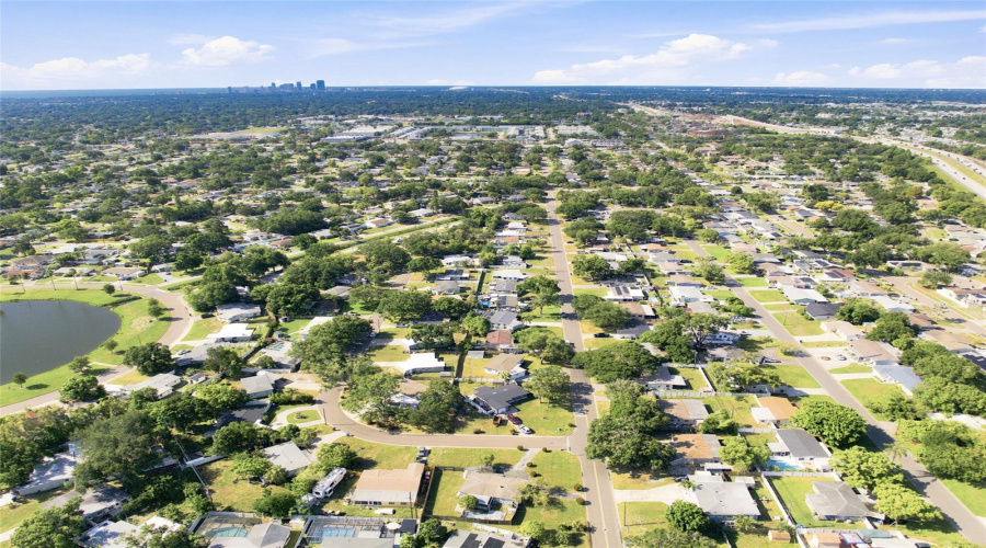 St Petersburg, Florida 33702, 4 Bedroom Bedrooms, ,3 Bathroombathrooms,Residential,For Sale,20Th,0,Mfrtb8517484