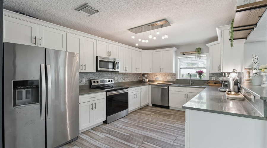 Winter Park, Florida 32789, 4 Bedroom Bedrooms, ,2 Bathroombathrooms,Residential,For Sale,Westminster,0,Mfro6435215