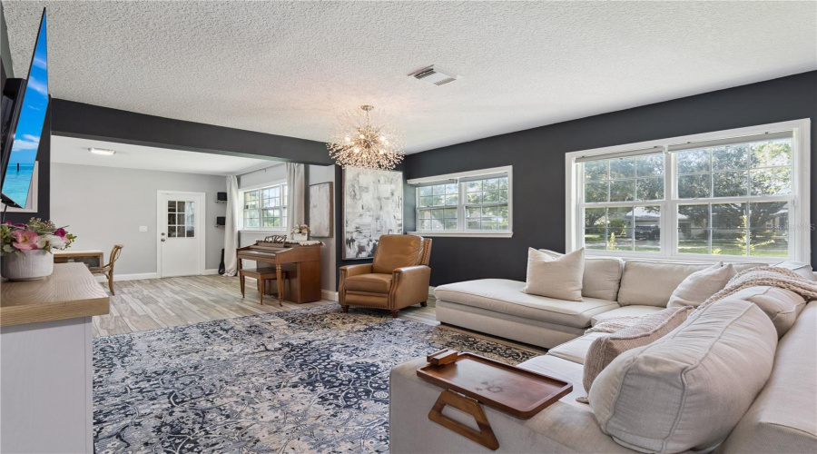 Winter Park, Florida 32789, 4 Bedroom Bedrooms, ,2 Bathroombathrooms,Residential,For Sale,Westminster,0,Mfro6435215