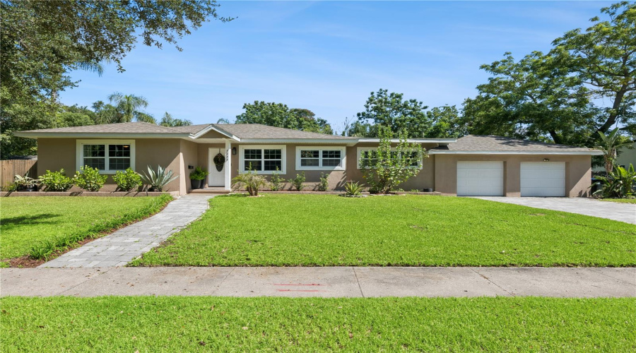 Winter Park, Florida 32789, 4 Bedroom Bedrooms, ,2 Bathroombathrooms,Residential,For Sale,Westminster,0,Mfro6435215