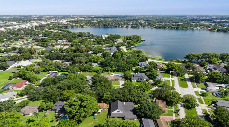 Winter Park, Florida 32789, 4 Bedroom Bedrooms, ,2 Bathroombathrooms,Residential,For Sale,Westminster,0,Mfro6435215
