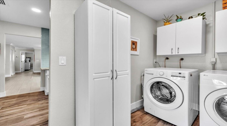 Venice, Florida 34285, 3 Bedroom Bedrooms, ,2 Bathroombathrooms,Residential,For Sale,Inlet,0,Mfrc7518713