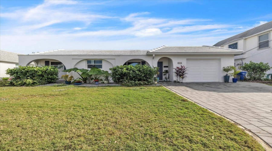 Venice, Florida 34285, 3 Bedroom Bedrooms, ,2 Bathroombathrooms,Residential,For Sale,Inlet,0,Mfrc7518713