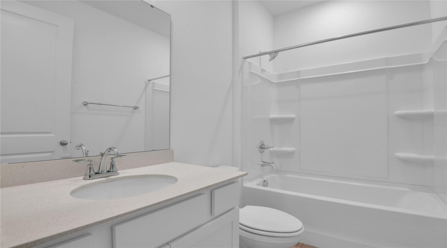 Dundee, Florida 33838, 4 Bedroom Bedrooms, ,3 Bathroombathrooms,Residential,For Sale,Lake Dell,0,Mfrs5127914