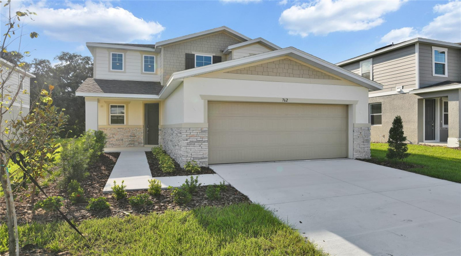 Dundee, Florida 33838, 4 Bedroom Bedrooms, ,3 Bathroombathrooms,Residential,For Sale,Lake Dell,0,Mfrs5127914