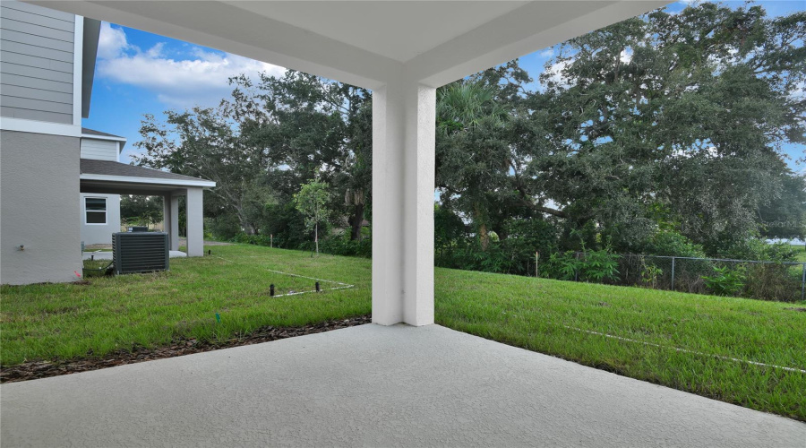 Dundee, Florida 33838, 4 Bedroom Bedrooms, ,3 Bathroombathrooms,Residential,For Sale,Lake Dell,0,Mfrs5127914