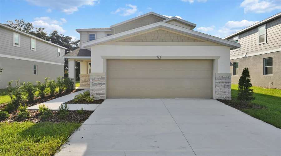 Dundee, Florida 33838, 4 Bedroom Bedrooms, ,3 Bathroombathrooms,Residential,For Sale,Lake Dell,0,Mfrs5127914