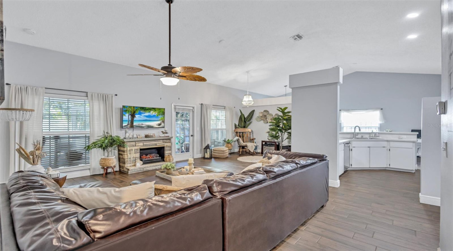 Tarpon Springs, Florida 34689, 4 Bedroom Bedrooms, ,2 Bathroombathrooms,Residential,For Sale,Countrywood,0,Mfrtb8488914