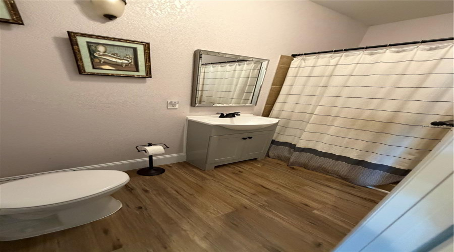 Bathroom #2