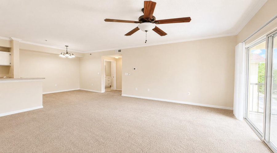 Tampa, Florida 33624, 2 Bedroom Bedrooms, ,2 Bathroombathrooms,Residential,For Sale,Pinnacle Heights,0,Mfrtb8542198