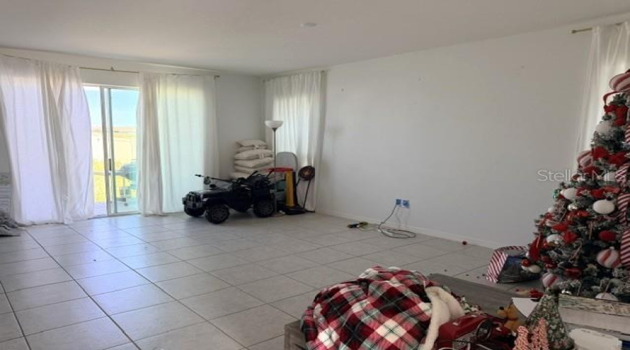 Haines City, Florida 33844, 5 Bedroom Bedrooms, ,2 Bathroombathrooms,Residential,For Sale,Tarpon Bay,0,Mfro6415196