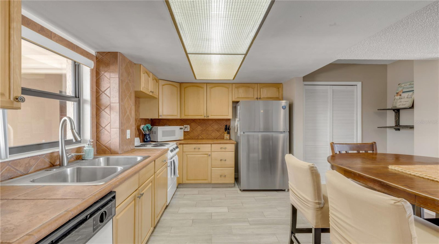 Ponce Inlet, Florida 32127, 2 Bedroom Bedrooms, ,2 Bathroombathrooms,Residential,For Sale,Atlantic,0,Mfrns1089105