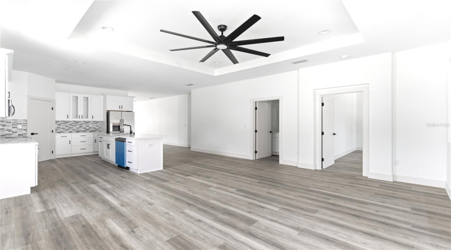 Tampa, Florida 33619, 4 Bedroom Bedrooms, ,2 Bathroombathrooms,Residential,For Sale,70Th,0,Mfrtb8496940