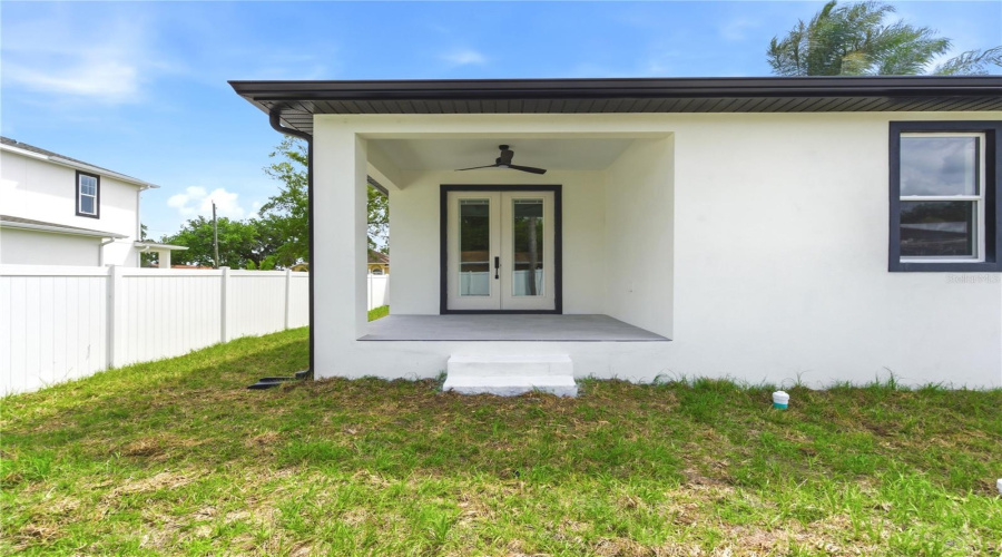 Tampa, Florida 33619, 4 Bedroom Bedrooms, ,2 Bathroombathrooms,Residential,For Sale,70Th,0,Mfrtb8496940