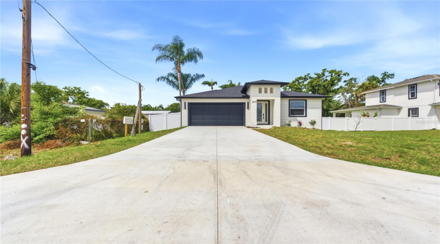 Tampa, Florida 33619, 4 Bedroom Bedrooms, ,2 Bathroombathrooms,Residential,For Sale,70Th,0,Mfrtb8496940