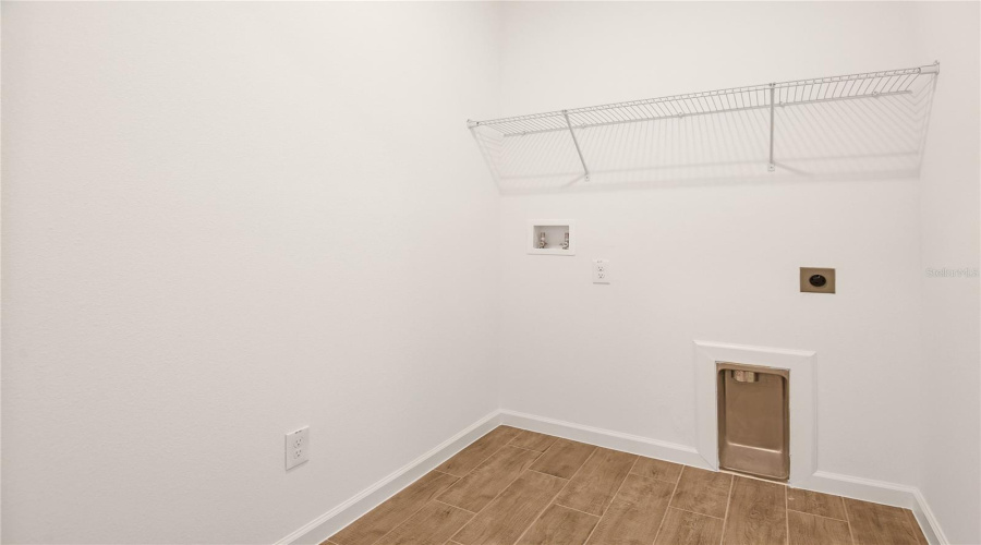 Deland, Florida 32720, 4 Bedroom Bedrooms, ,3 Bathroombathrooms,Residential,For Sale,Carnelian,0,Mfrs5127952