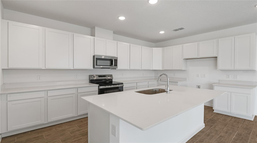 Deland, Florida 32720, 4 Bedroom Bedrooms, ,3 Bathroombathrooms,Residential,For Sale,Carnelian,0,Mfrs5127952