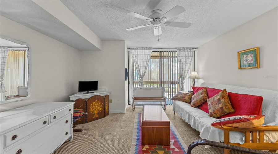 Sarasota, Florida 34235, 2 Bedroom Bedrooms, ,2 Bathroombathrooms,Residential,For Sale,Willow,0,Mfra4691560