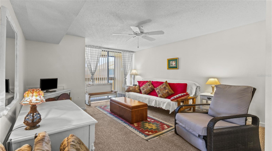 Sarasota, Florida 34235, 2 Bedroom Bedrooms, ,2 Bathroombathrooms,Residential,For Sale,Willow,0,Mfra4691560